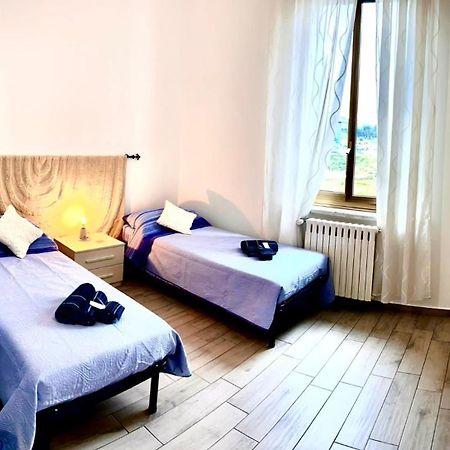 Appartement Binario 251 Stazione Tiburtina à Rome Extérieur photo
